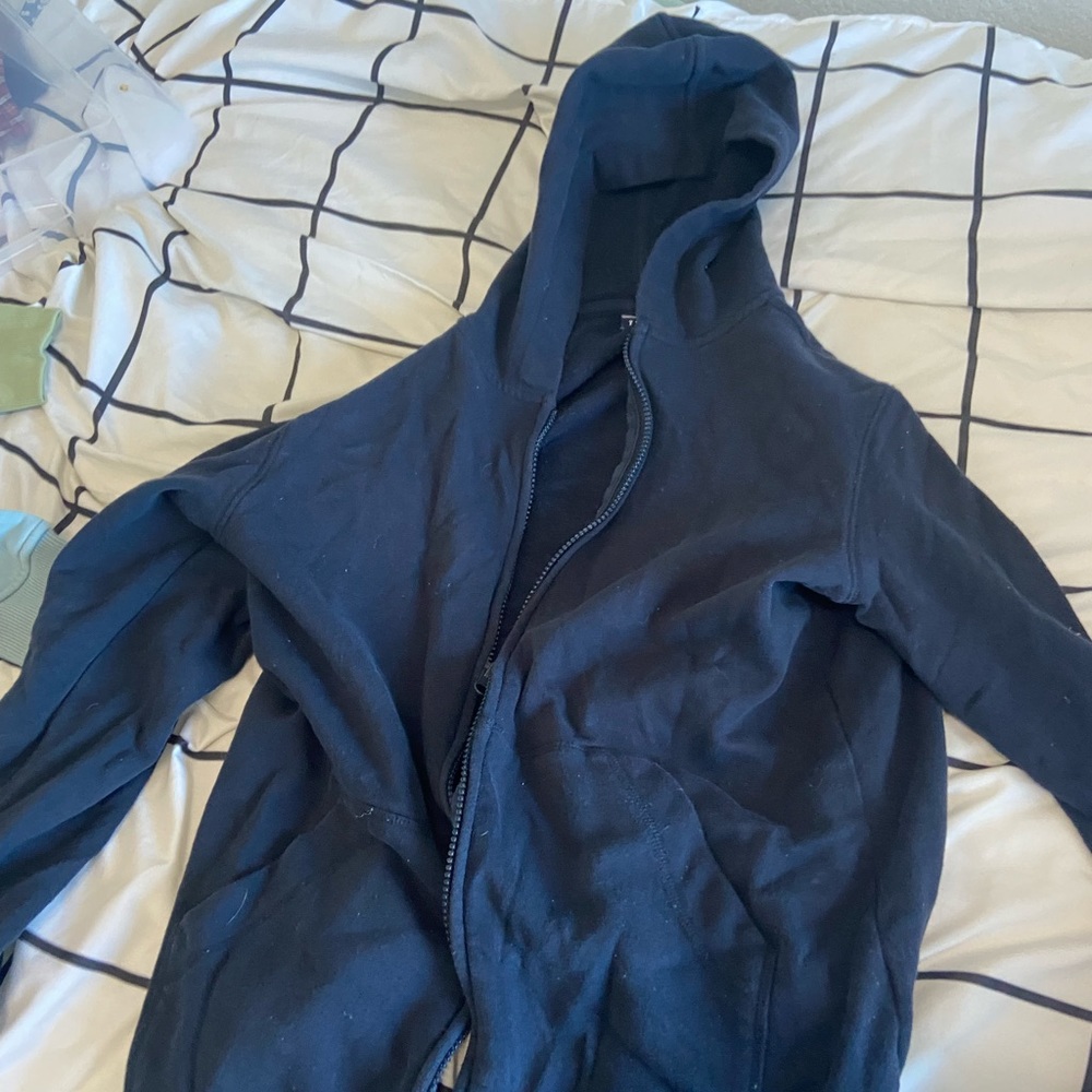 Izod zip up sweater